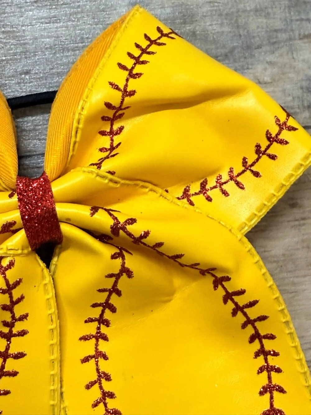 NWOT Vegan Leather Yellow Softball Red Stitch Bow Piny Tail Holder